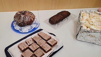 Abschlussfeier mit Präsentation, Ehrungen, Tombola und Essen