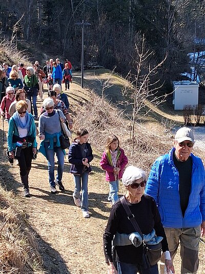Naturfreunde - Osterüberraschung mit kleiner Wanderung