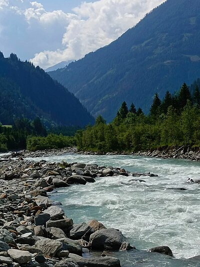 8. Seniorenwanderung der Naturfreunde - Iseltrail Teil 3