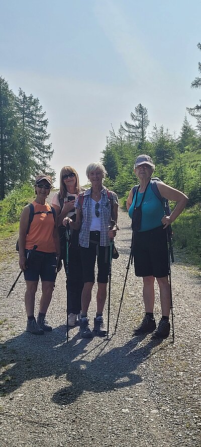 Wanderung der Naturfreunde - Morendenweg, Märchenwald und Wasserfall