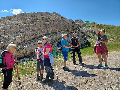 11. Seniorenwanderung der Naturfreunde 2022 - AVERAU- und NUVOLAUHÜTTEN