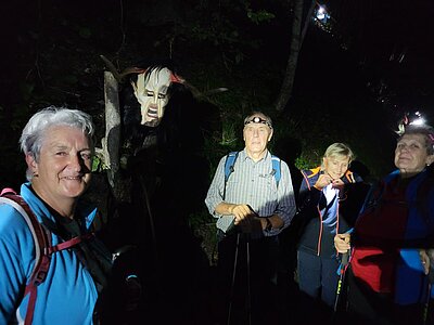 16. Seniorenwanderung der Naturfreunde 2022 - Groppensteinschlucht Obervellach bei Nacht