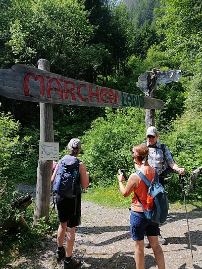 Wanderung der Naturfreunde - Morendenweg, Märchenwald und Wasserfall
