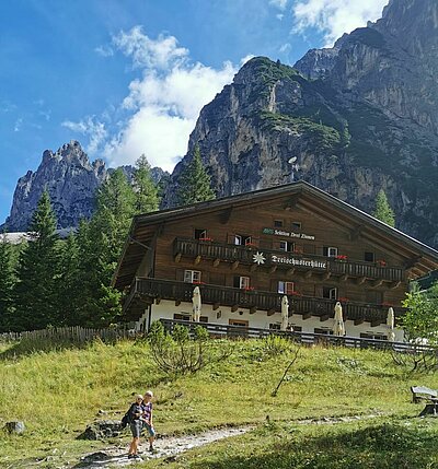Wanderung der Naturfreunde - Dreischusterhütte