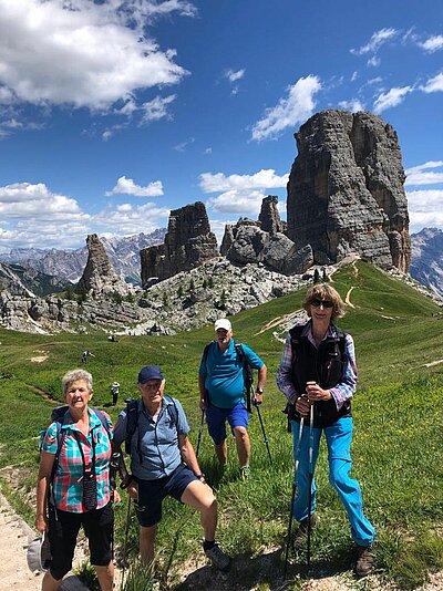 11. Seniorenwanderung der Naturfreunde 2022 - AVERAU- und NUVOLAUHÜTTEN