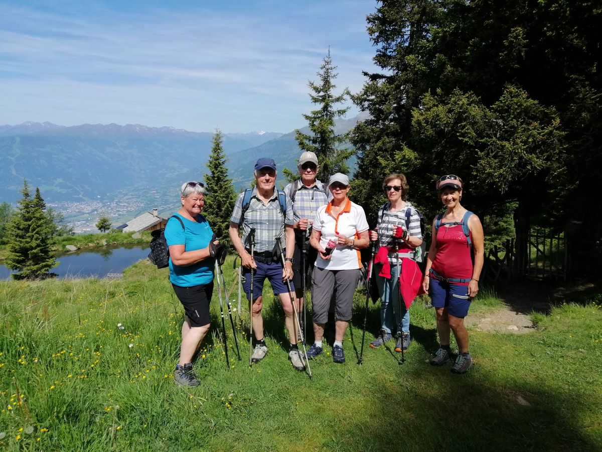 Wanderung der Naturfreunde - Ederplan mit Heldenkreuz und Anna Schutzhaus